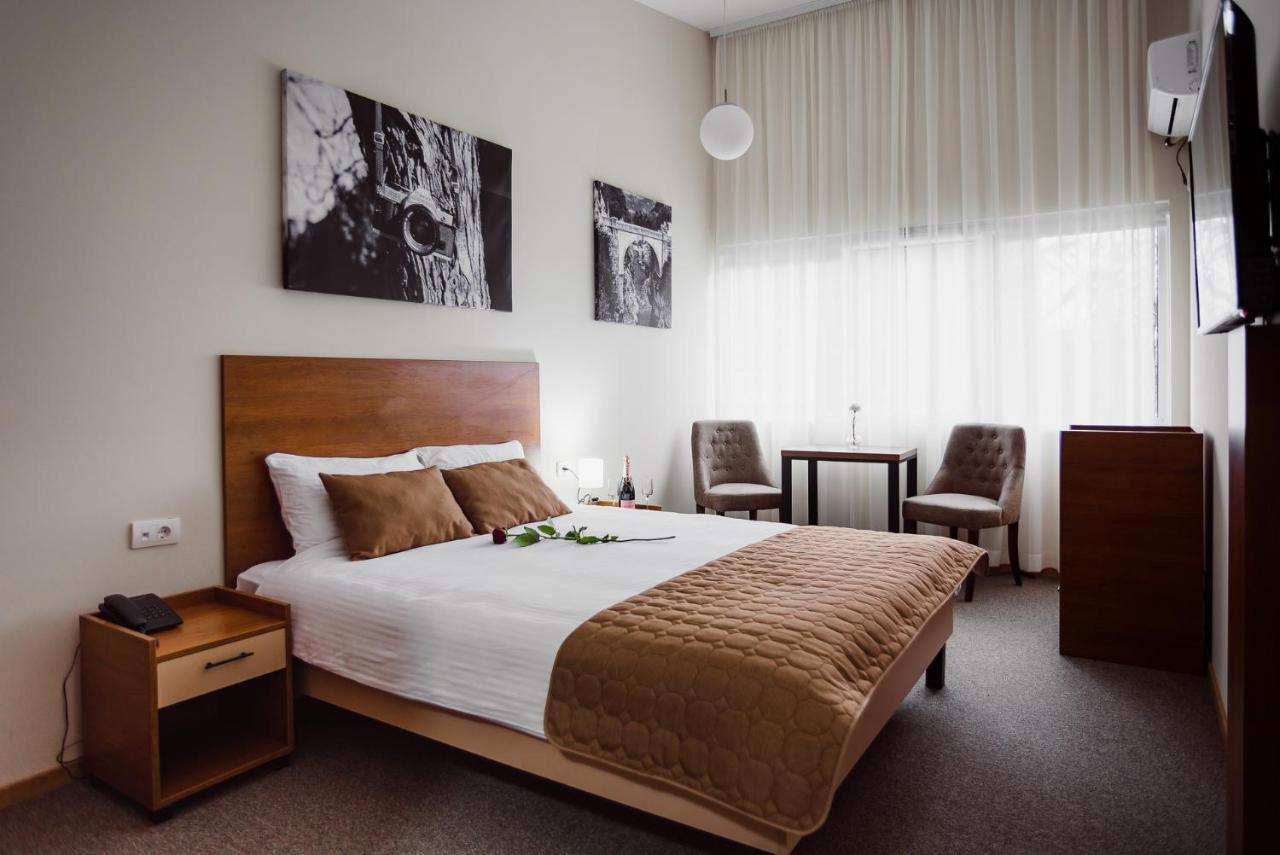 Sajam Garni Hotel Лесковац Екстериор снимка